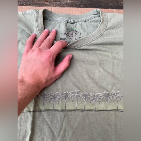 Vintage Newport blue T-shirt in green - Picture 3 of 3